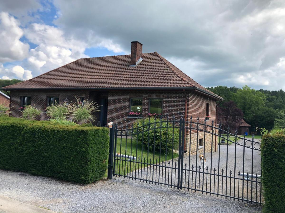 Au Refuge Du Speleo Bed and Breakfast Hotton Buitenkant foto